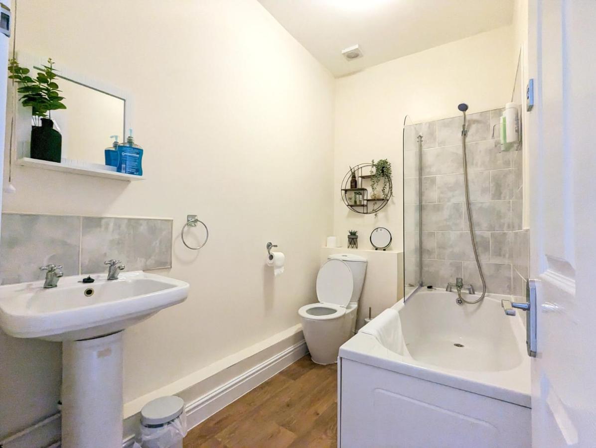 Lovely Studio In Anfield Near Centre Free Parking Liverpool Esterno foto